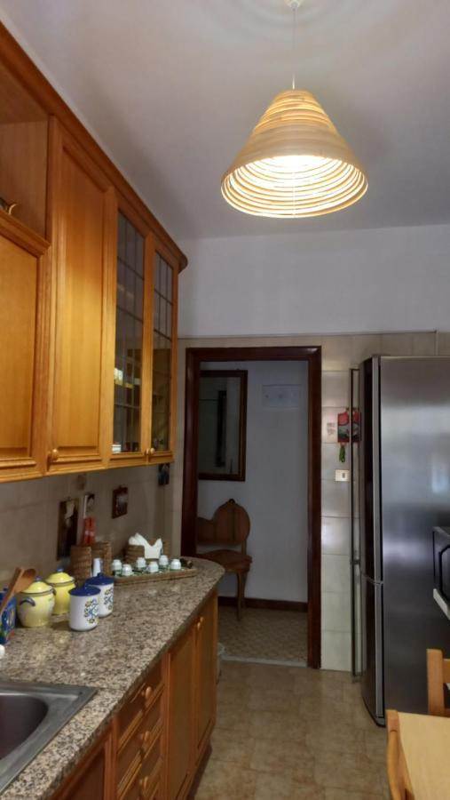 Appartamento Incantevole Al Centro Di Torvaianica Exteriör bild