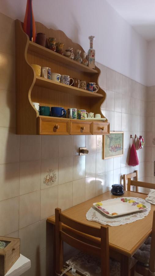 Appartamento Incantevole Al Centro Di Torvaianica Exteriör bild